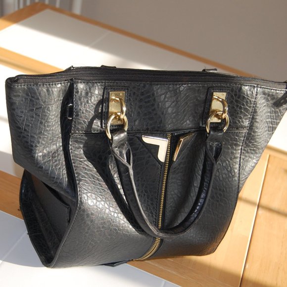 DANIELLE NICOLE  Man made materials Black Hand Bag - No Shoulder Straps - Picture 10 of 16